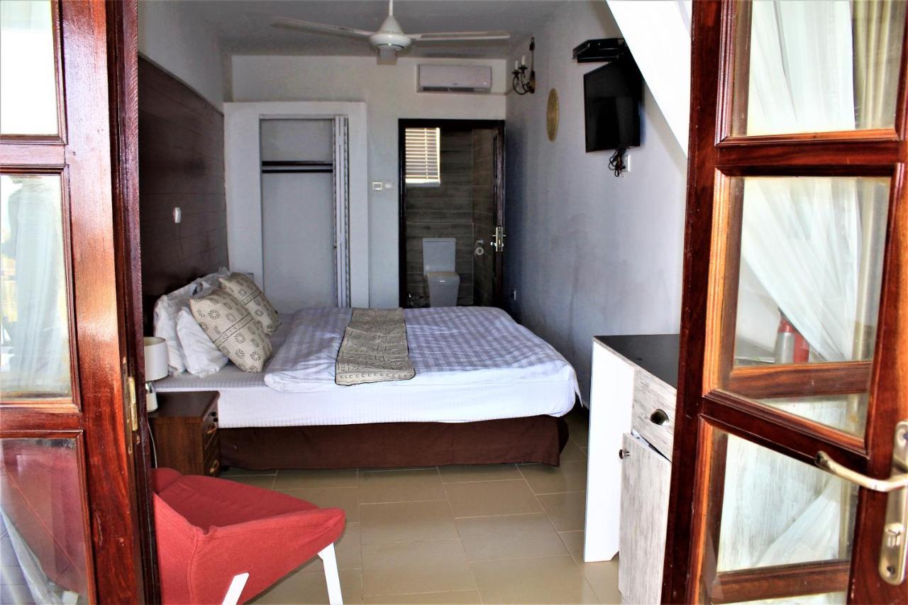 Harmony Resort Boutique Hotel Banjul Exterior photo