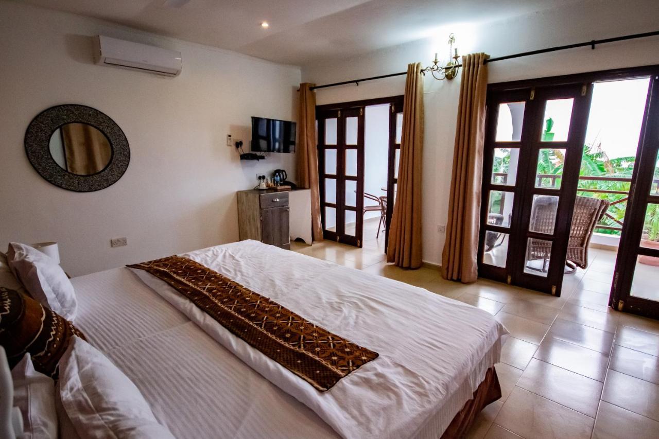 Harmony Resort Boutique Hotel Banjul Exterior photo
