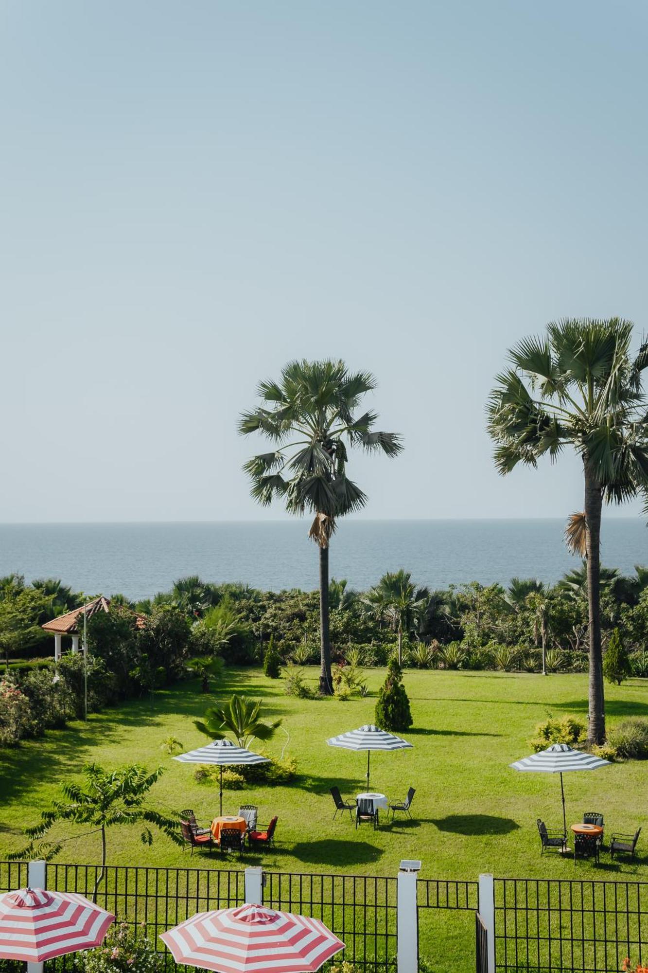 Harmony Resort Boutique Hotel Banjul Exterior photo