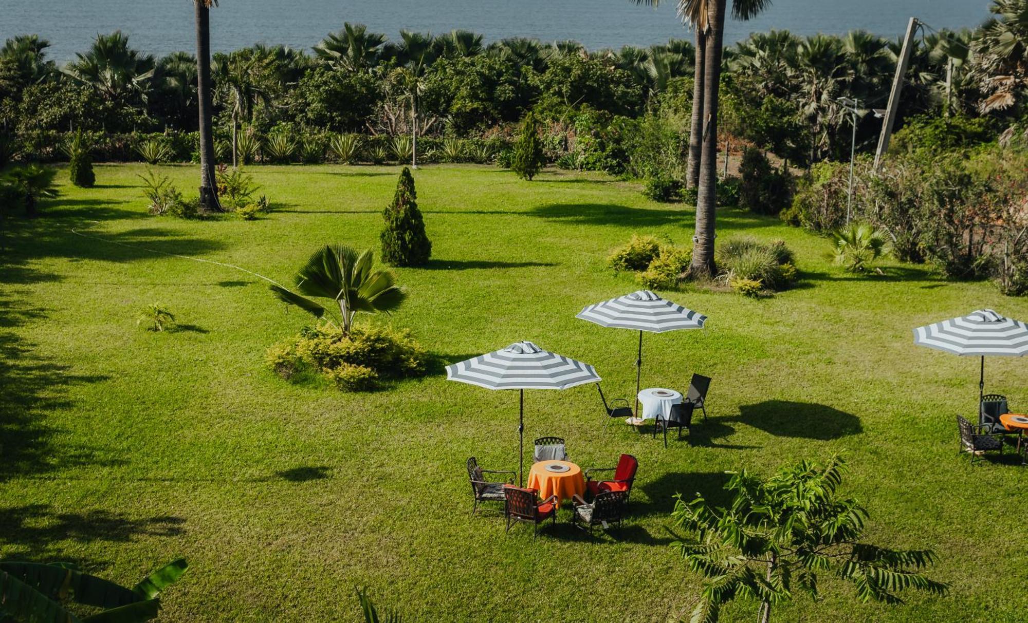 Harmony Resort Boutique Hotel Banjul Exterior photo
